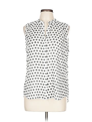 Bella Dahl Sleeveless Button-Down Shirt (view 1)