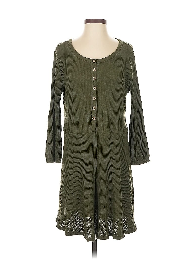 Click to view more detailed imagery on our partner's website Pre-owned Blu Pepper Casual Dress In Green