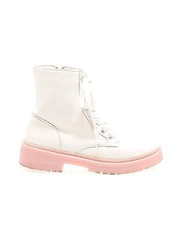 Sugar Boots (view 1)
