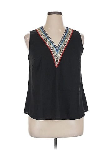 Shein Curve Sleeveless Blouse (view 1)
