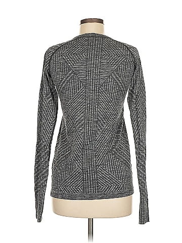 Lululemon Athletica Long Sleeve T-Shirt (view 2)