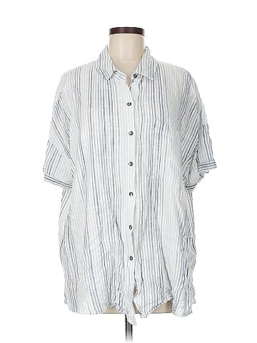 Splendid Short Sleeve Button-Down Shirt (view 1)