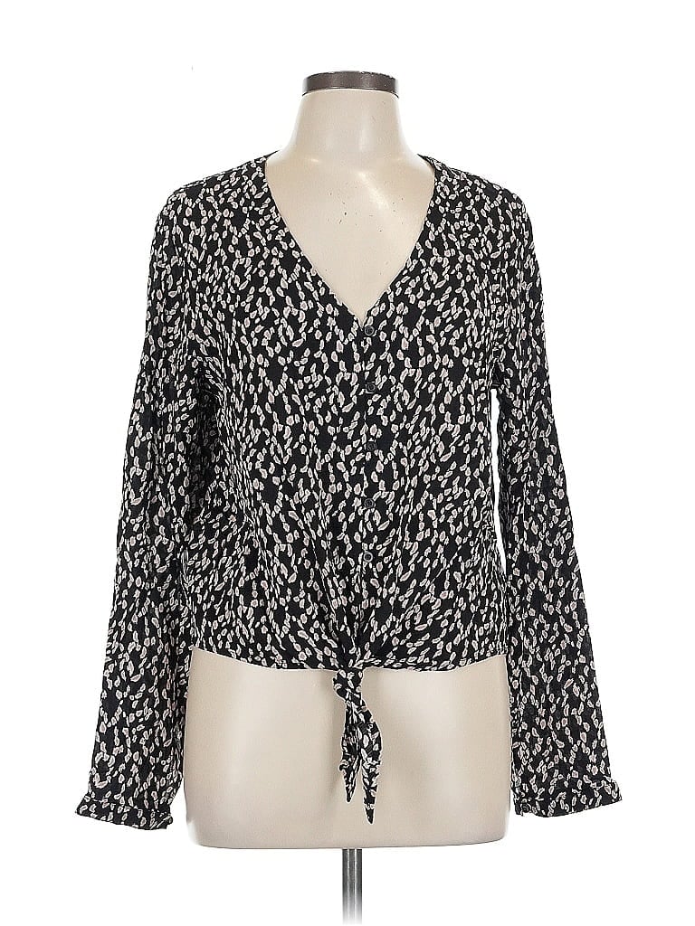 Click to view more detailed imagery on our partner's website Pre-owned Cloth & Stone Long Sleeve Blouse In Black