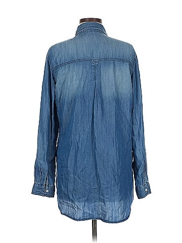 Carly Jean Long Sleeve Button-Down Shirt (view 2)