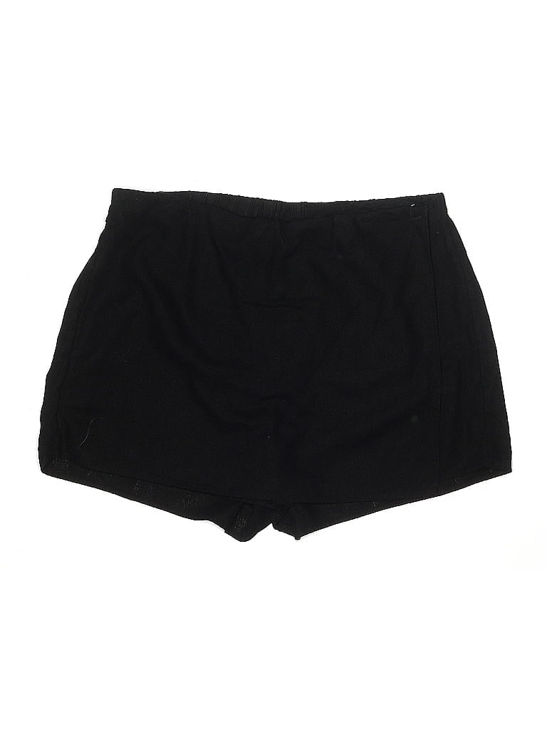 Pre-owned Old Navy Shorts In Black