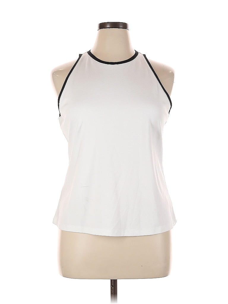 Click to view more detailed imagery on our partner's website Pre-owned Adrienne Vittadini Sleeveless Top White Halter Neckline Tops