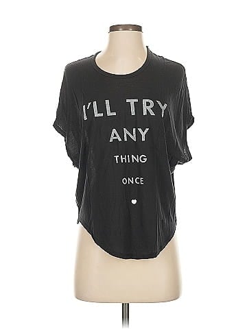 Victoria's Secret Short Sleeve T-Shirt (view 1)