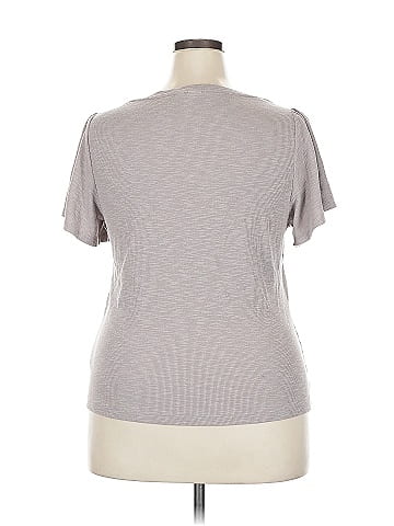 Gap Short Sleeve T-Shirt (view 2)