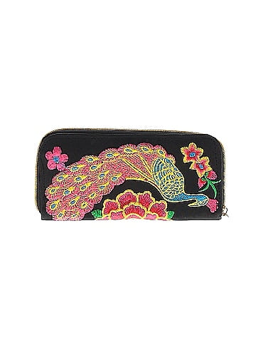 Unbranded Wallet (view 2)