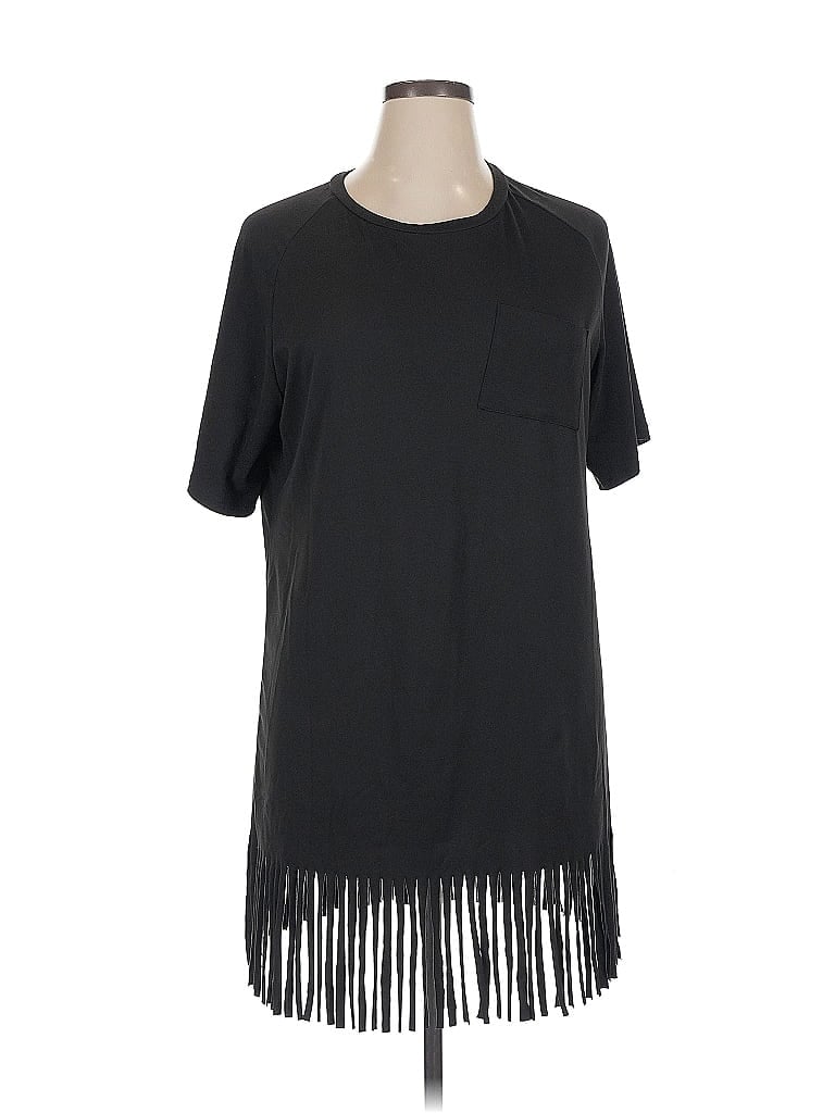 Pre-owned Shein Curve Short Sleeve T-shirt In Black