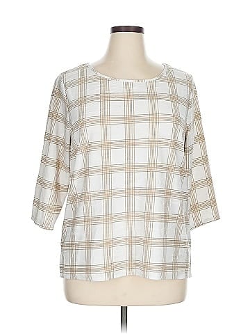Emily Daniels 3/4 Sleeve T-Shirt (view 1)