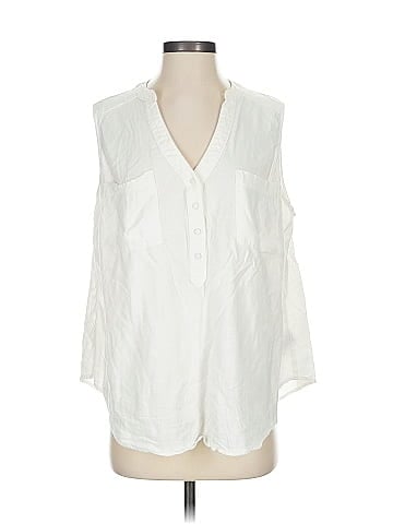 Torrid Sleeveless Button-Down Shirt (view 1)
