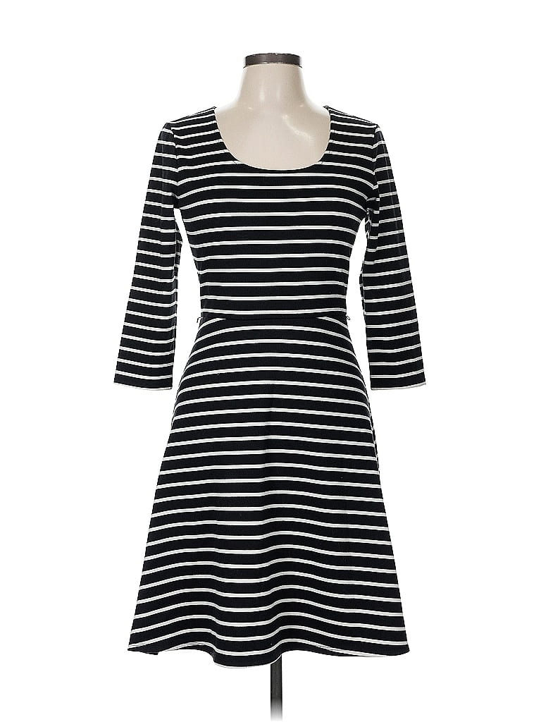 Pre-owned Old Navy Casual Dress In Black