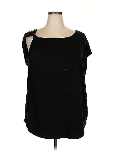 Universal Standard Short Sleeve Top (view 1)