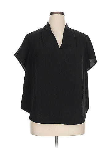 Universal Standard Short Sleeve Blouse (view 1)