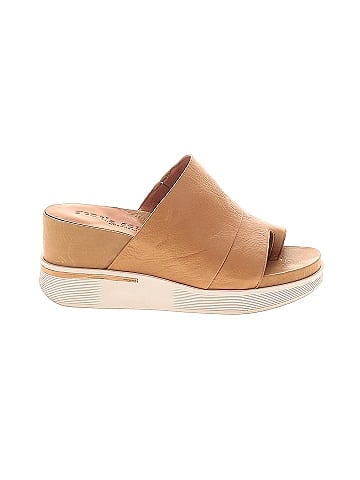 Gentle Souls by Kenneth Cole Wedges (view 1)
