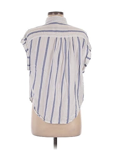 Japna Sleeveless Button-Down Shirt (view 2)
