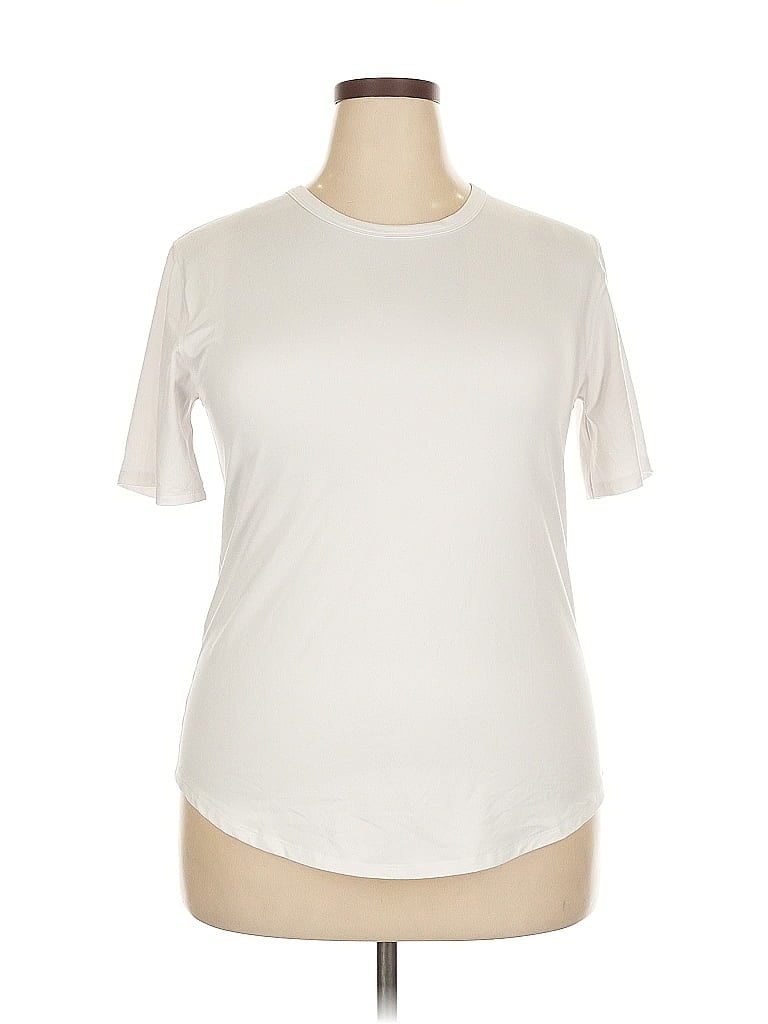 Pre-owned Yuka Short Sleeve T-shirt In White