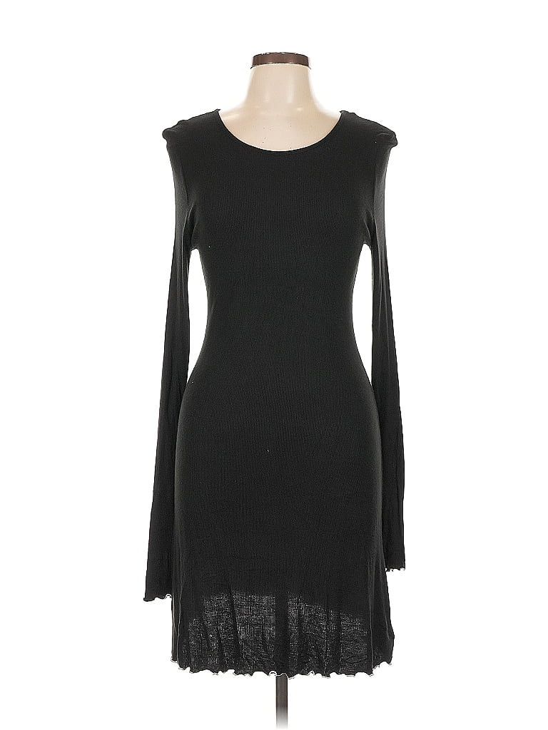 Click to view more detailed imagery on our partner's website Pre-owned Lulus Casual Dress In Black
