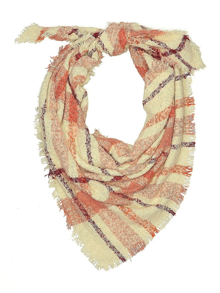 Click to view more detailed imagery on our partner's website Pre-owned Assorted Brands Scarf In White