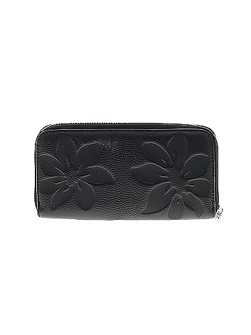 Unbranded Wallet (view 2)