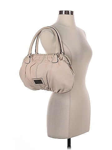 Valentino Garavani Leather Shoulder Bag (view 2)