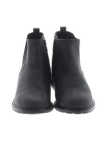 White Mountain Ankle Boots (view 2)