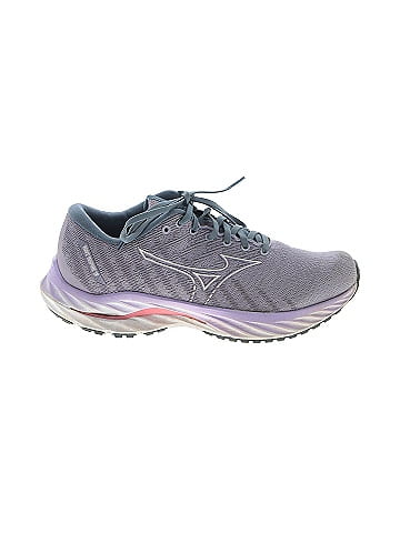 Mizuno Sneakers (view 1)
