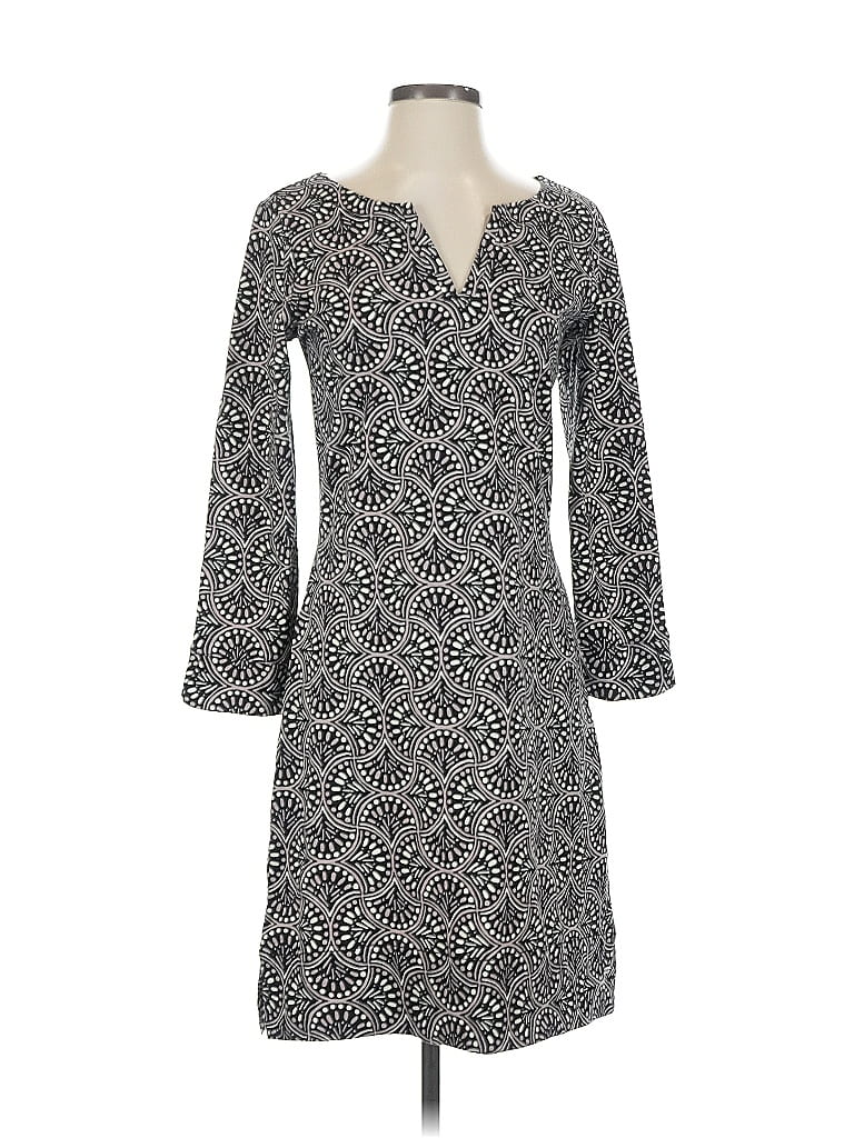 Click to view more detailed imagery on our partner's website Pre-owned Hatley Casual Dress In Gray