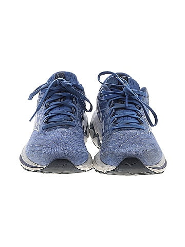Mizuno Sneakers (view 2)