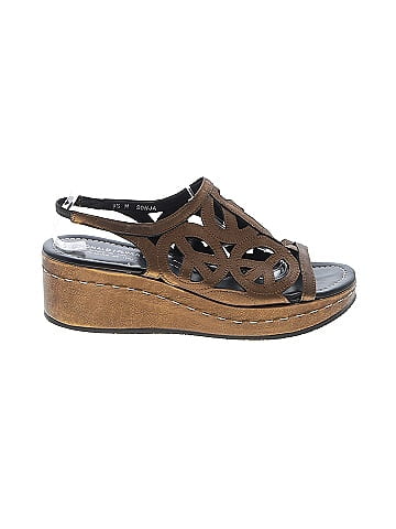 Donald J Pliner Sandals (view 1)