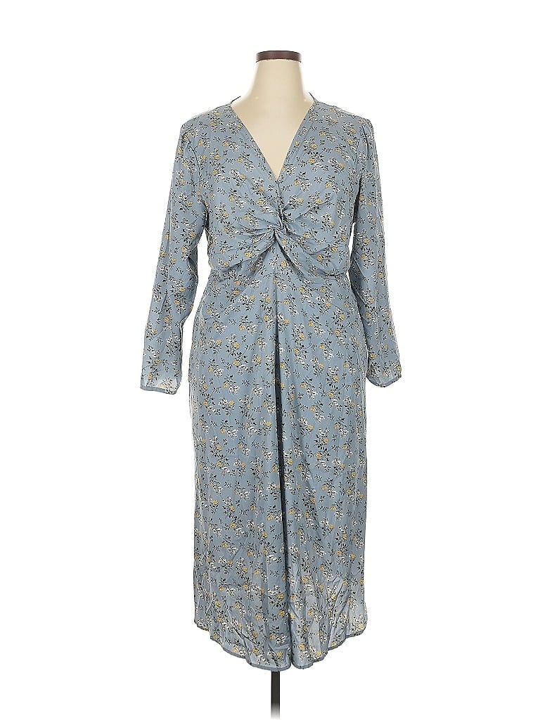 Pre-owned Bloomchic Casual Dress In Blue