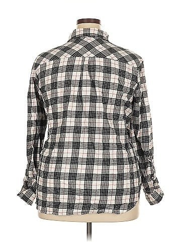 Market and Spruce Long Sleeve Button-Down Shirt (view 2)