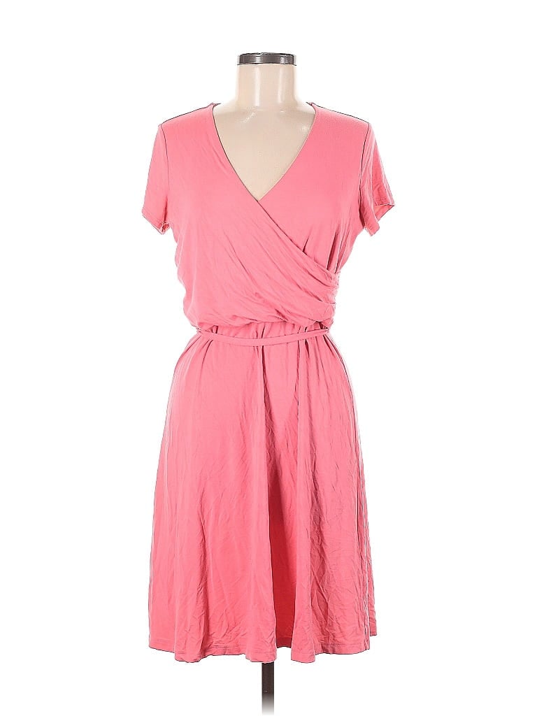 Click to view more detailed imagery on our partner's website Pre-owned Lands' End Casual Dress In Pink