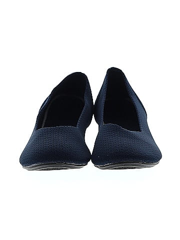 Unbranded Flats (view 2)