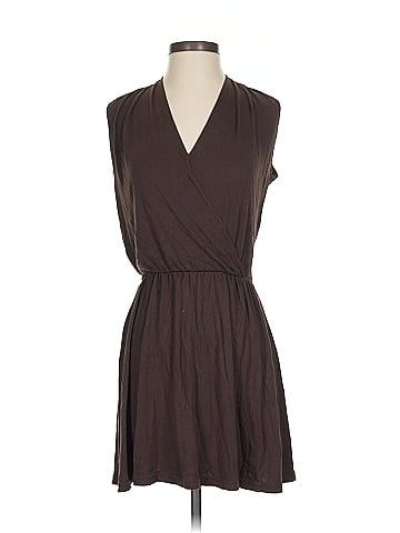 Alice + Olivia Casual Dress (view 1)
