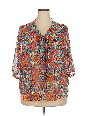 Eyeshadow 3/4 Sleeve Blouse (view 1)