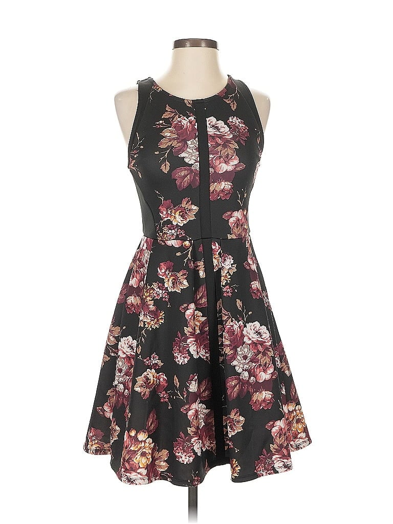 Pre-owned Bar Iii Cocktail Dress In Black