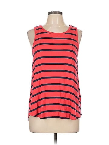 Akemi + Kin Sleeveless T-Shirt (view 1)