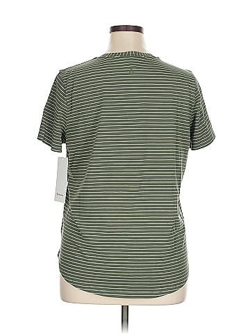 Lululemon Athletica Short Sleeve T-Shirt (view 2)