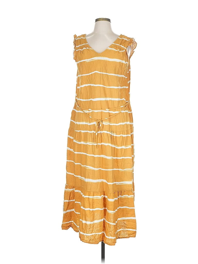 Pre-owned Simply Vera Vera Wang Casual Dress In Yellow