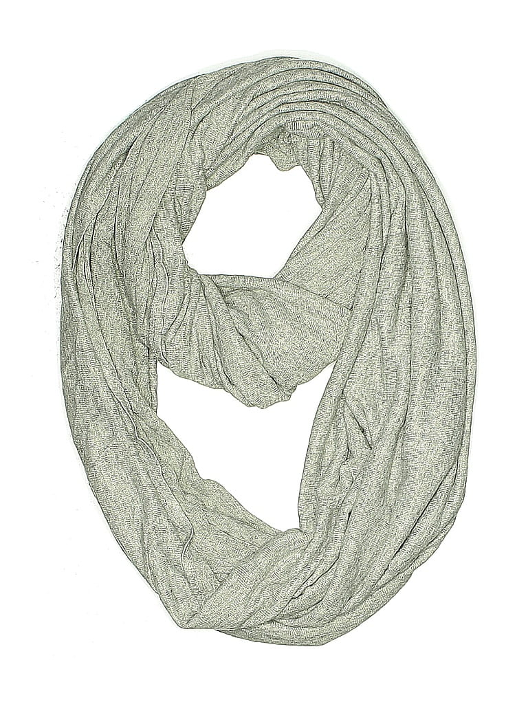 Click to view more detailed imagery on our partner's website Pre-owned H&m Scarf In Gray