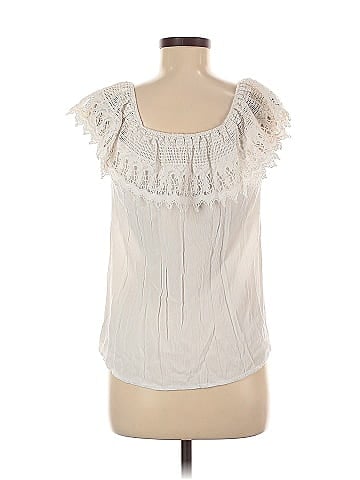 Vanilla Star Sleeveless Blouse (view 2)