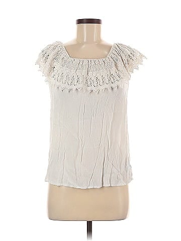 Vanilla Star Sleeveless Blouse (view 1)