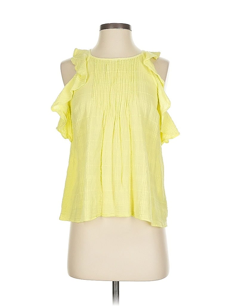Pre-owned Universal Thread Sleeveless Blouse In Yellow