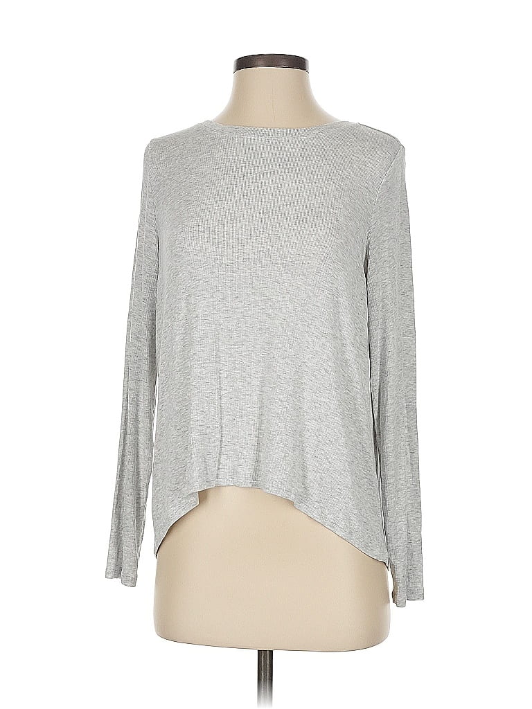 Pre-owned Athleta Long Sleeve T-shirt In Silver