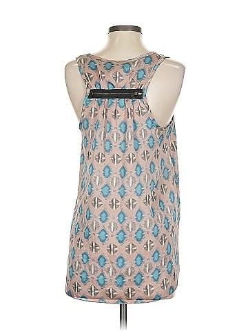 Everly Tank Top (view 2)
