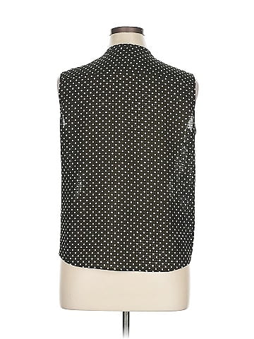 Jones New York Signature Sleeveless Button-Down Shirt (view 2)