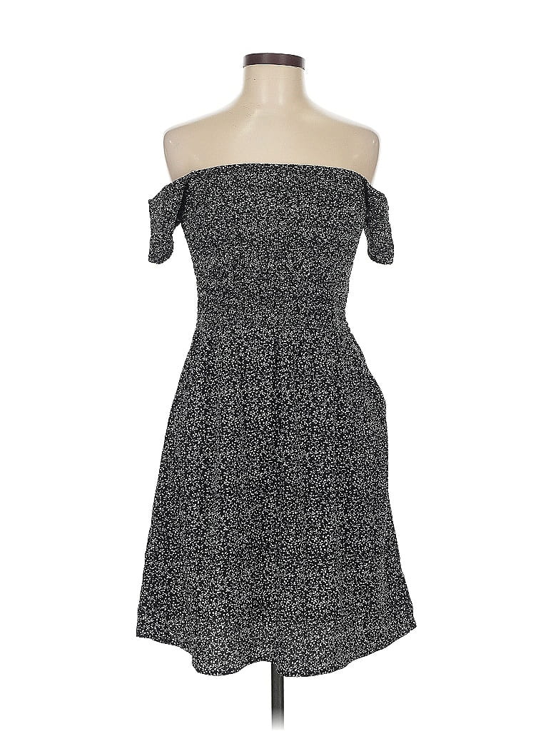 Click to view more detailed imagery on our partner's website Pre-owned Dress Forum Casual Dress In Gray