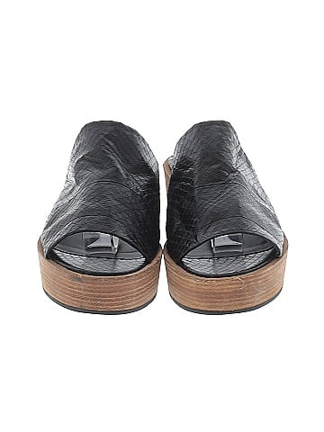 Vince. Sandals (view 2)